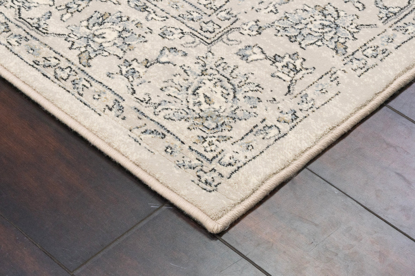 Ancient Garden 57136-9696 Silver/Grey Area Rug