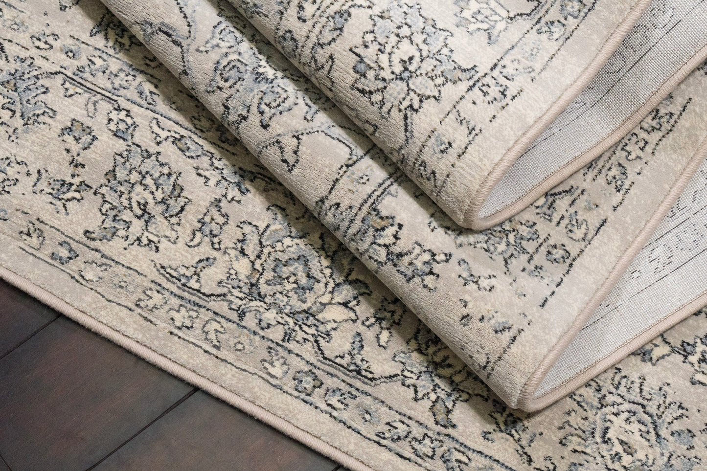 Ancient Garden 57136-9696 Silver/Grey Area Rug