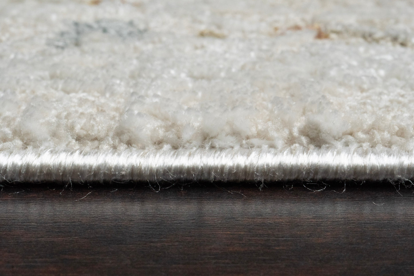 Annalise 7605-810 Beige/Cream Area Rug
