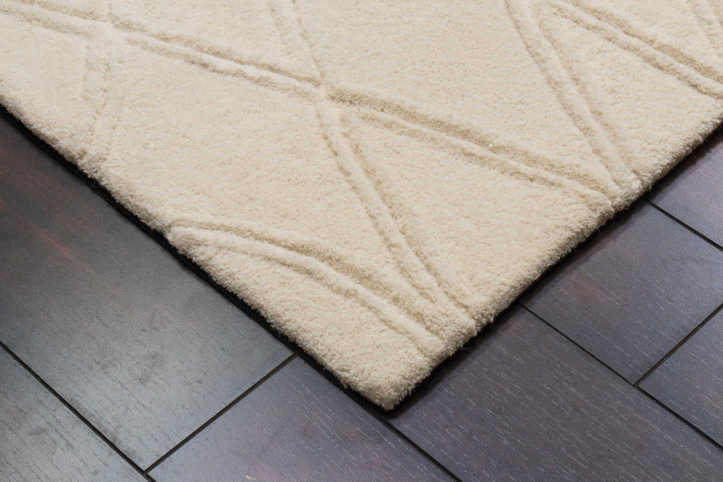 Liora 100-8552 Ivory Area Rug