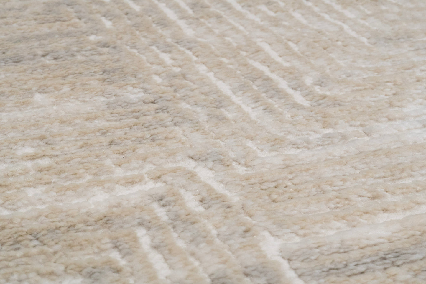 Arten 3752-910 Light Grey Area Rug