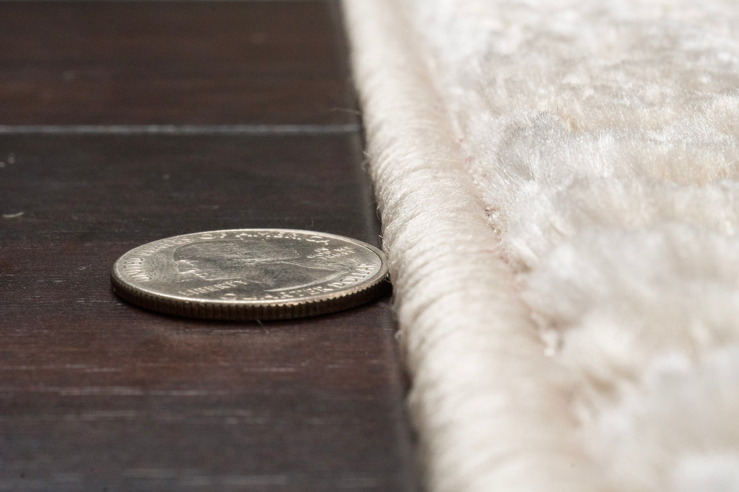Arten 3752-910 Light Grey Area Rug