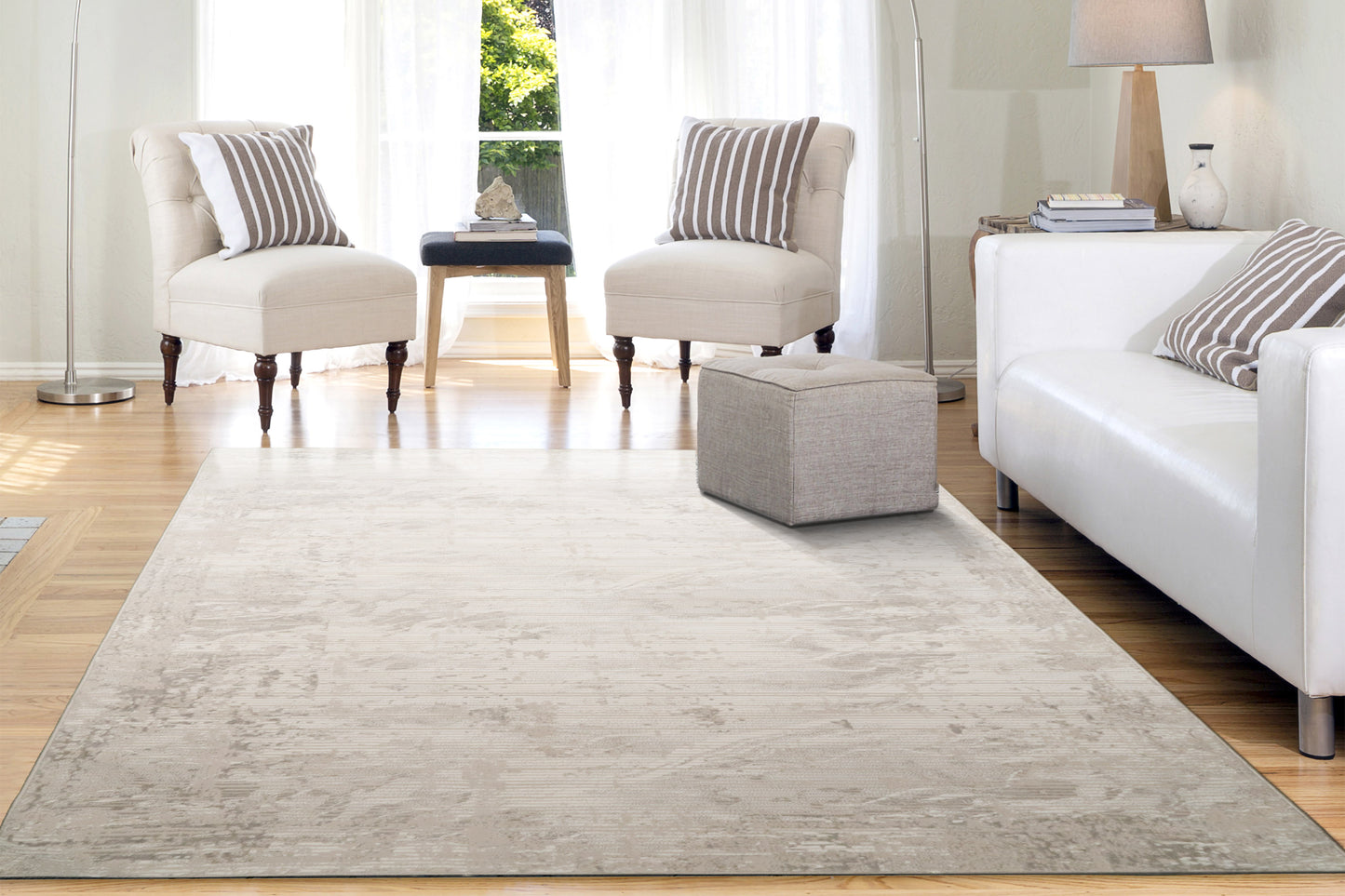 Atlas 2574-190 Ivory/Grey Area Rug