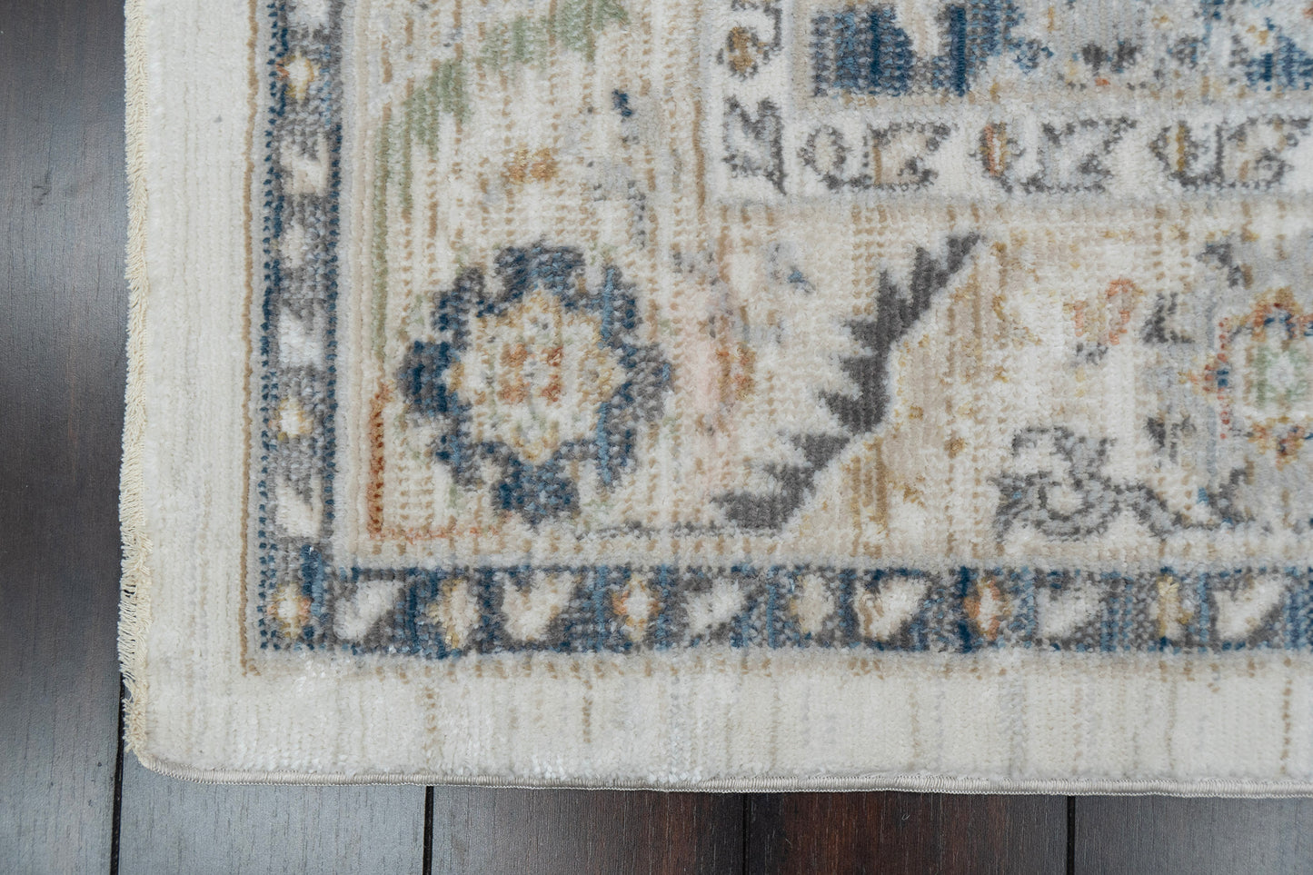 Authentic 18782-150 Ivory/Navy Area Rug