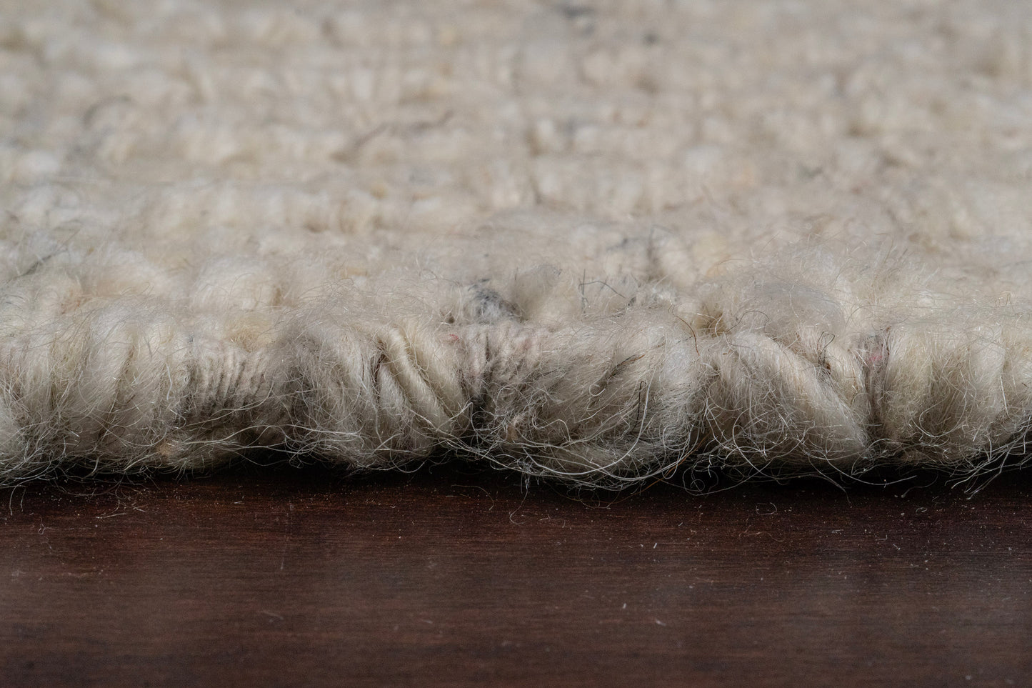 Bombay 9581-100 Ivory Area Rug