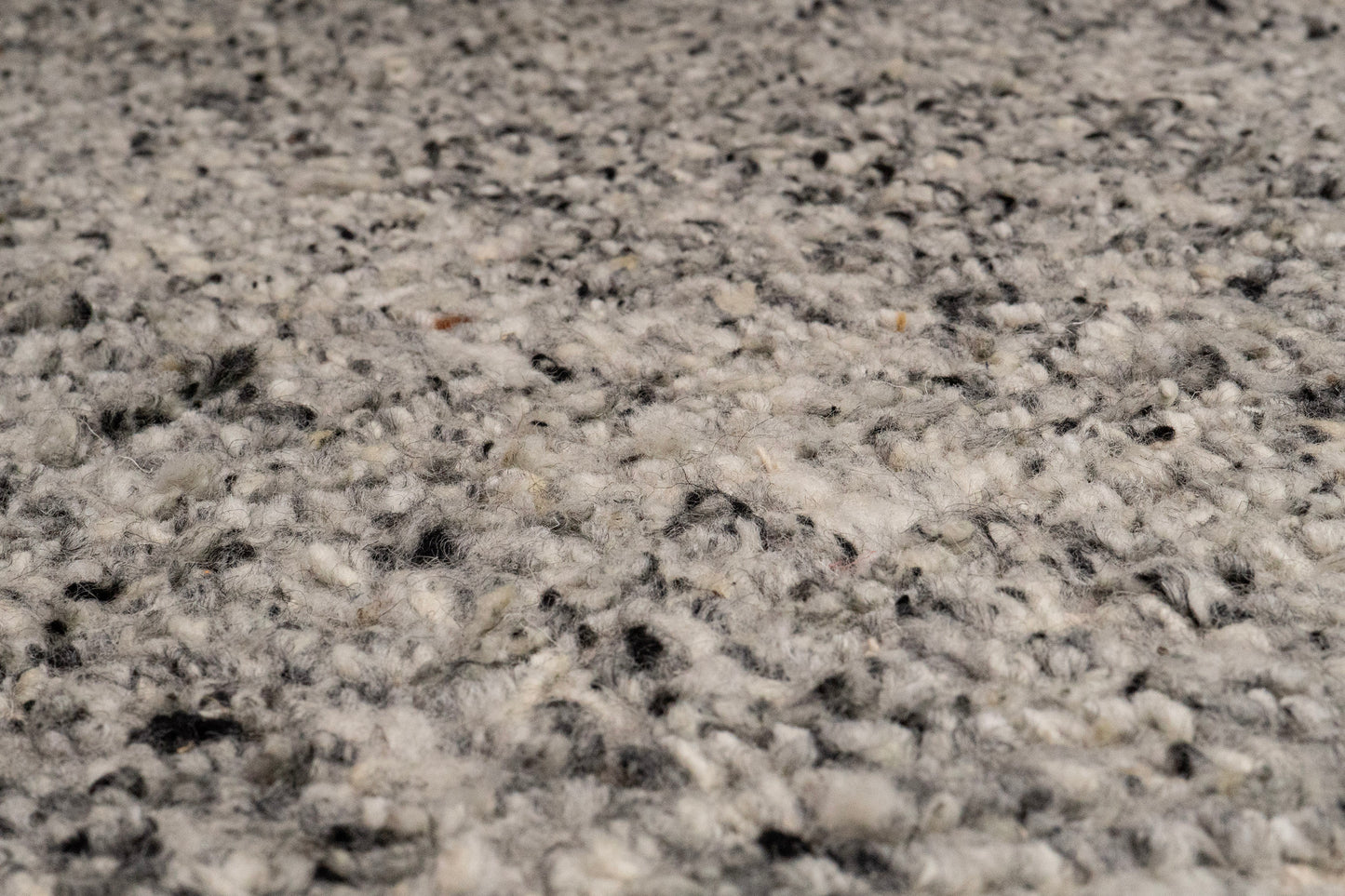 Bombay 9581-900 Grey Area Rug