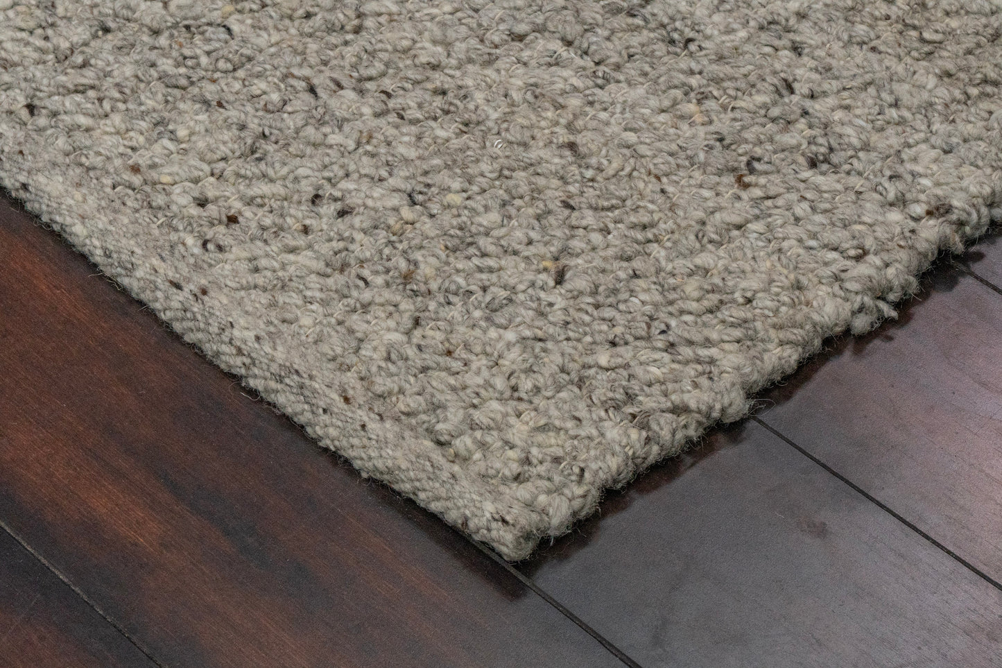 Bombay 9584-800 Taupe Area Rug
