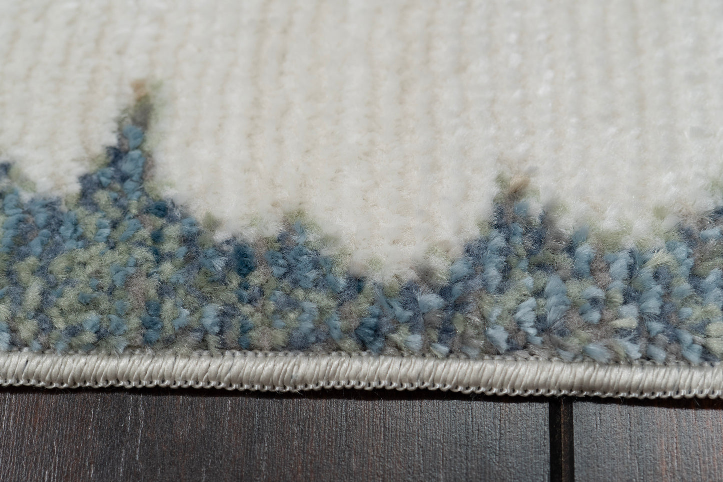 Botanica 13361-580 Navy/Beige Area Rug