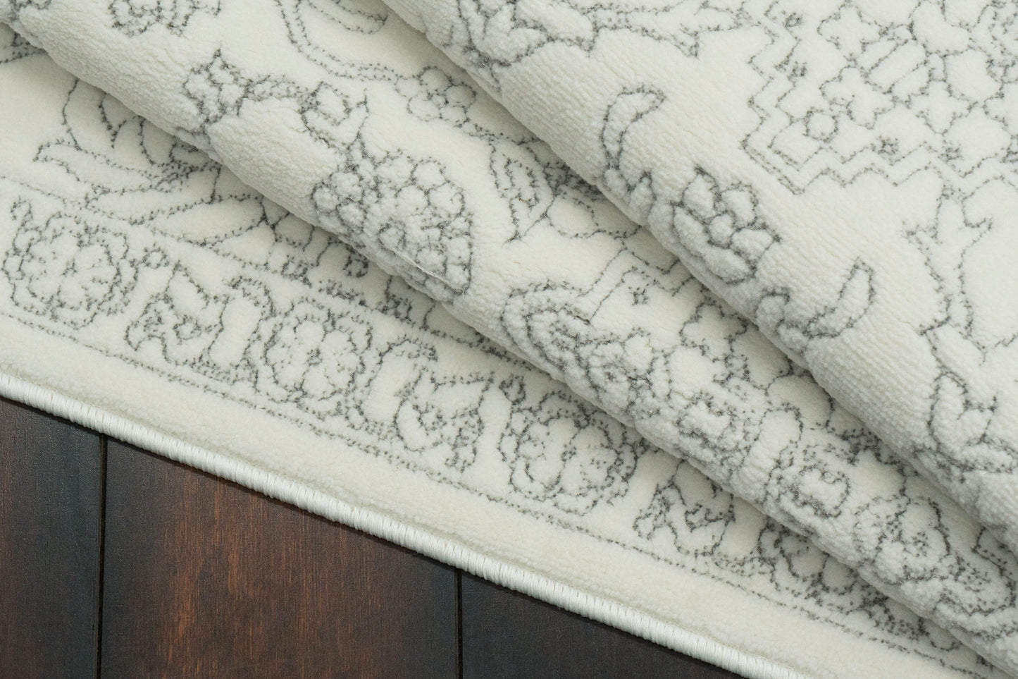 Boutique 19483-910 Grey/Cream Area Rug
