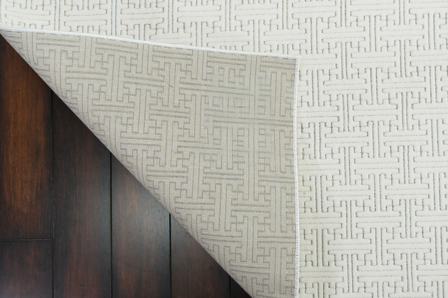 Boutique 19481-190 Cream/Grey Area Rug