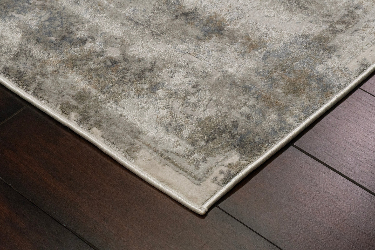 Castilla 3534-109 Cream/Silver Area Rug