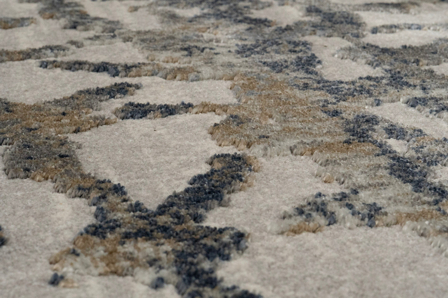 Castilla 3638-995 Grey/Multi Area Rug