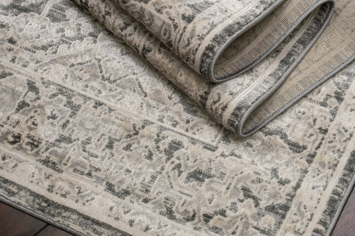 Charlotte 19900-190 Ivory/Grey Area Rug