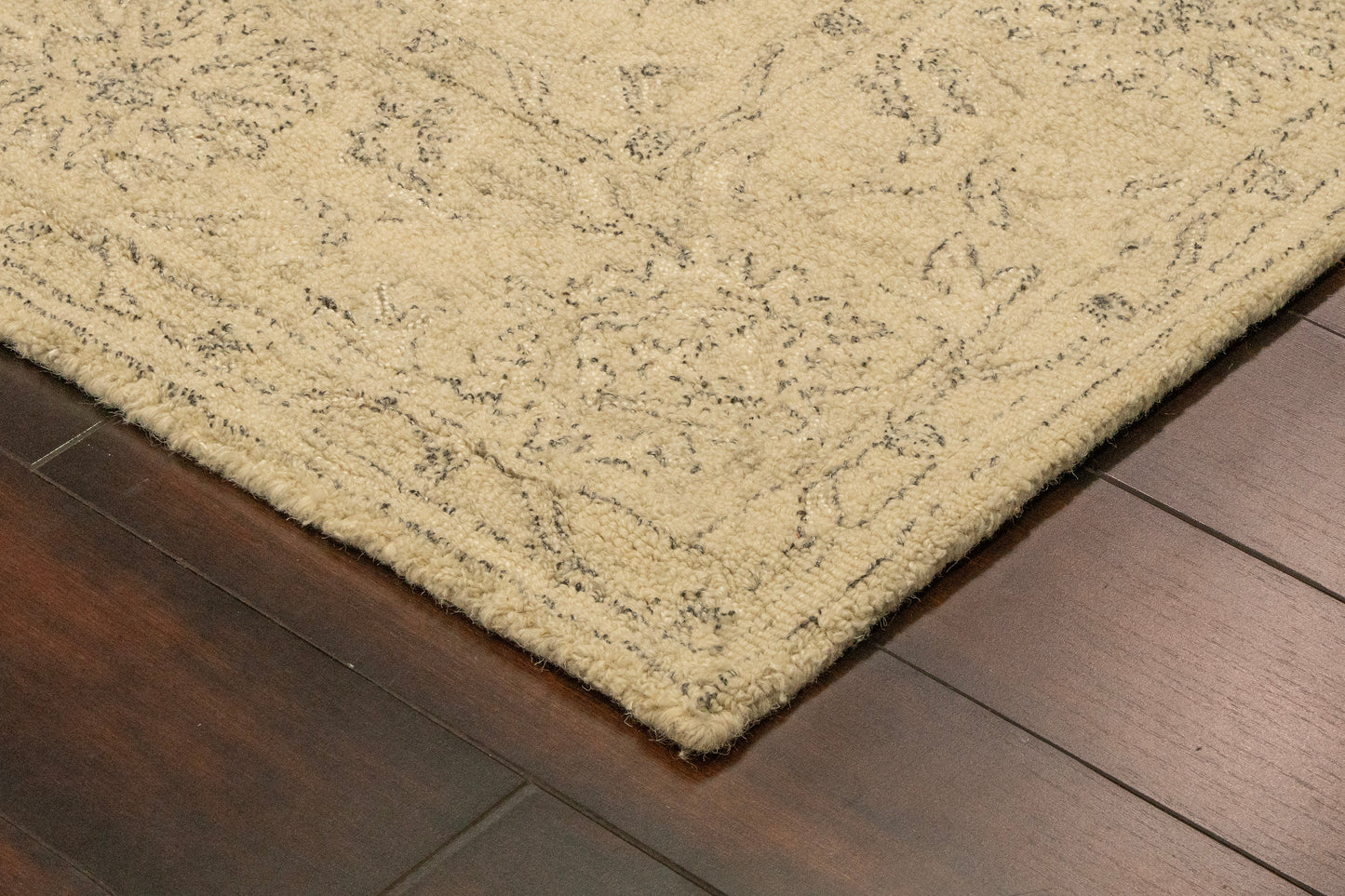 Daisy 9088-100 Ivory Area Rug
