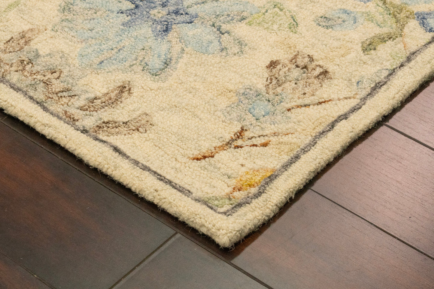 Daisy 9089-199 Ivory/Multi Area Rug