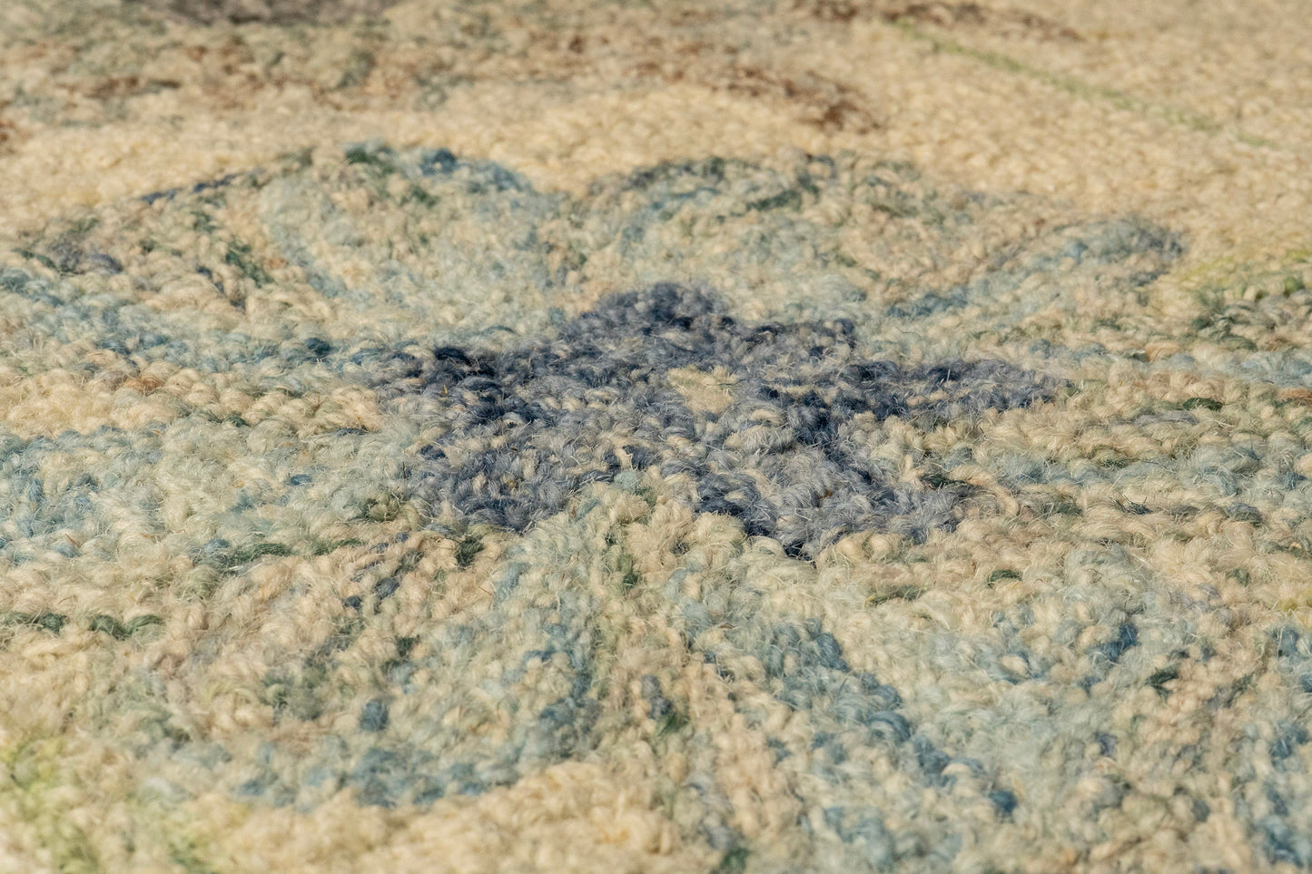 Daisy 9089-199 Ivory/Multi Area Rug