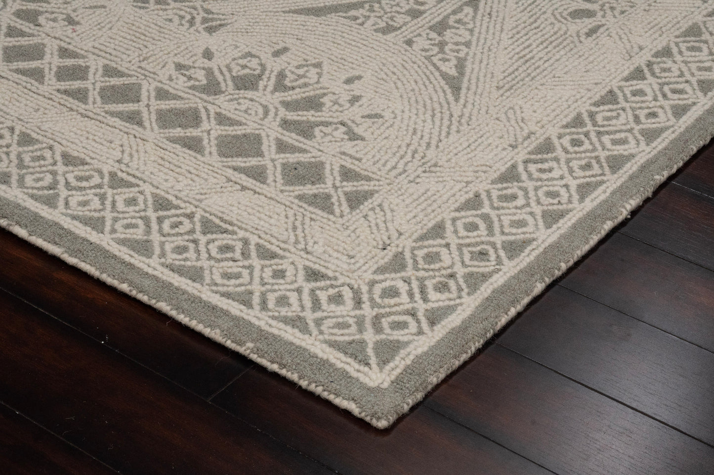 Darcy 1128-135 Ivory/Teal Area Rug