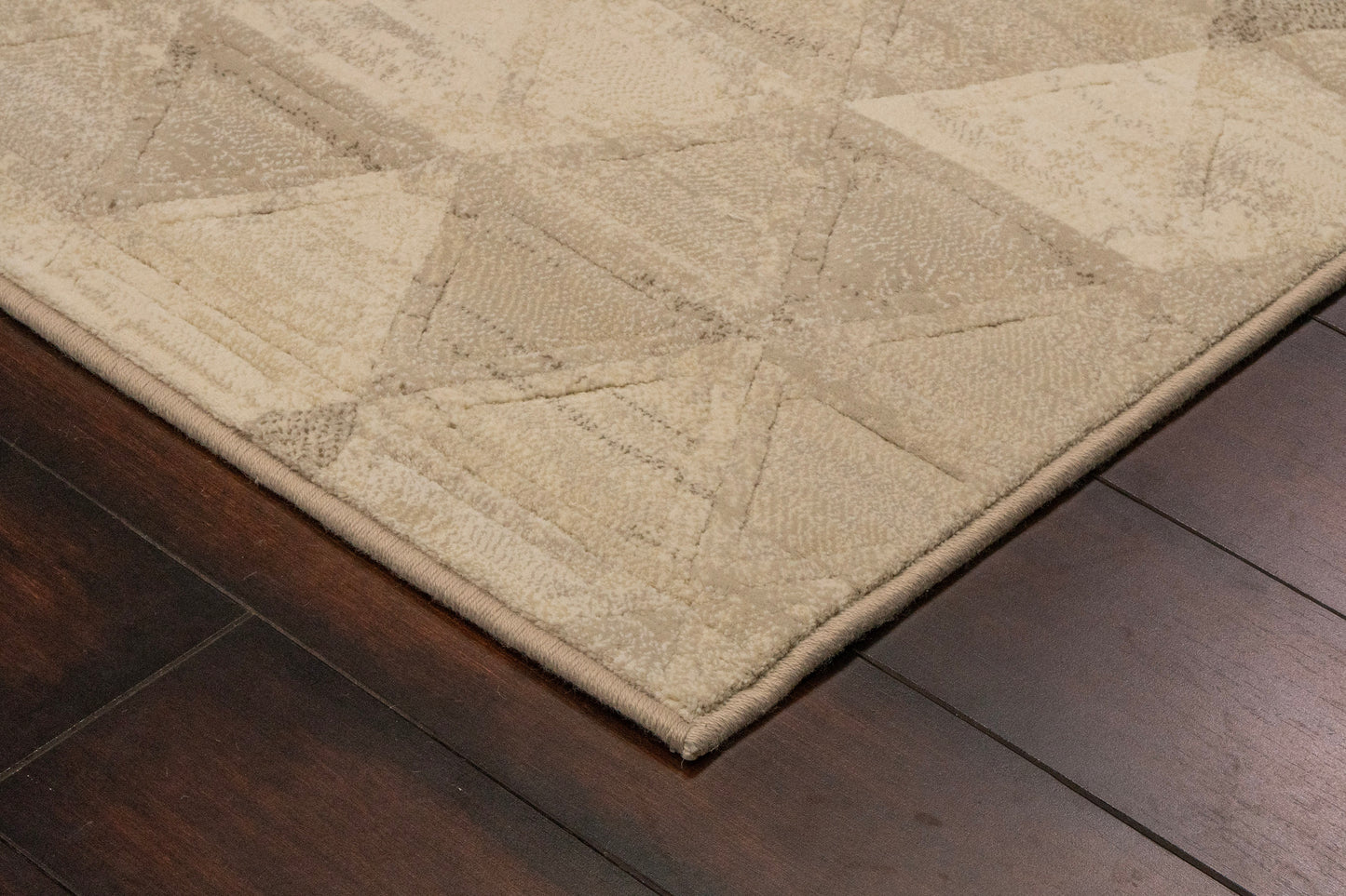 Eclipse 63263-6575 Beige Area Rug