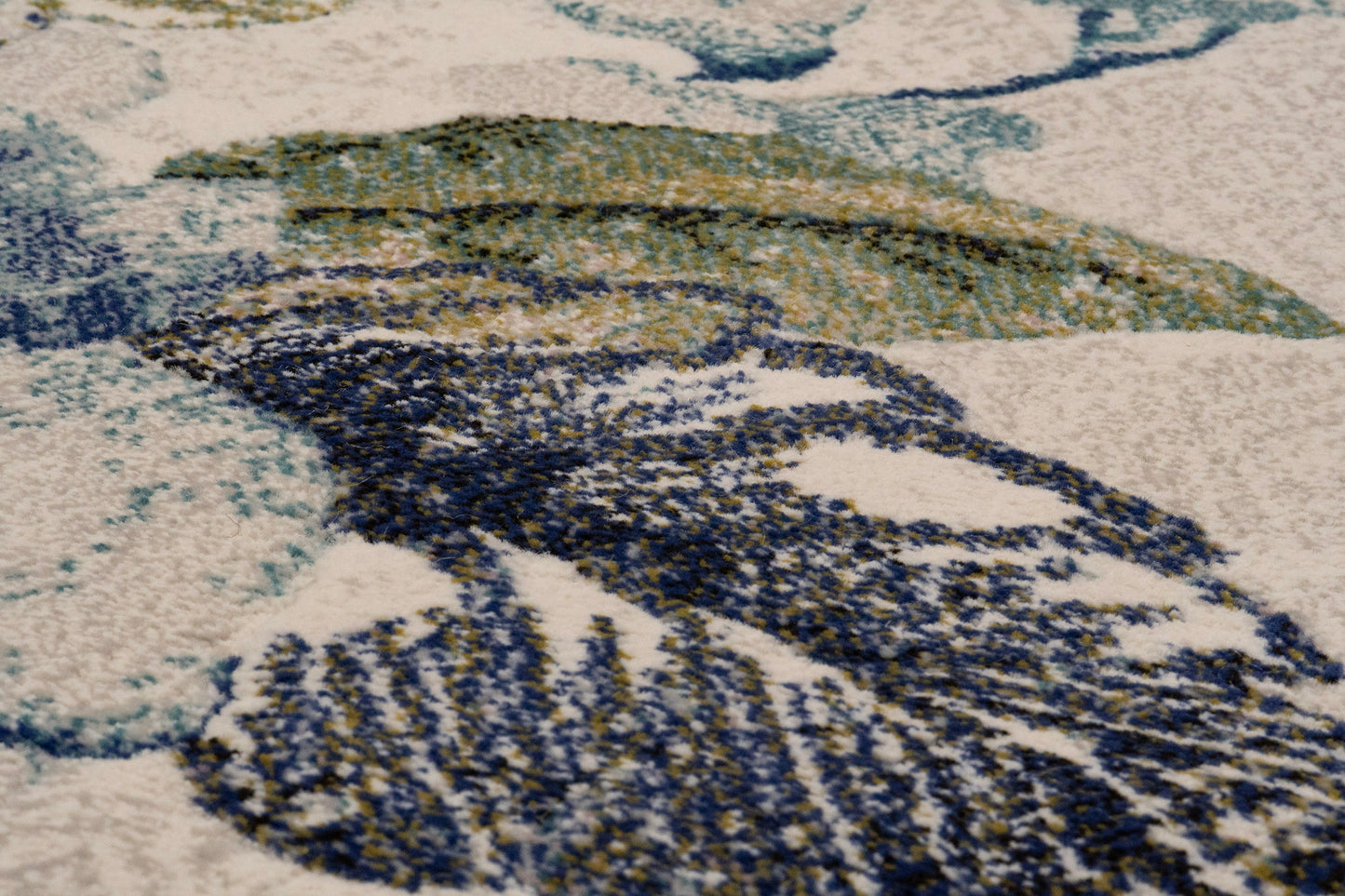 Eclipse 63322-6141 Cream/Blue Area Rug