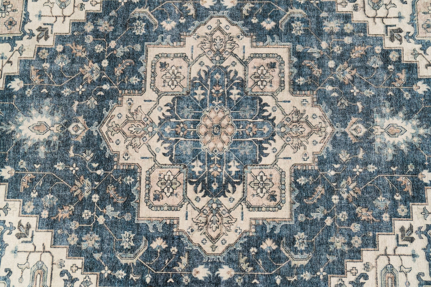 Revive 510-6302 Navy/Ivory Area Rug