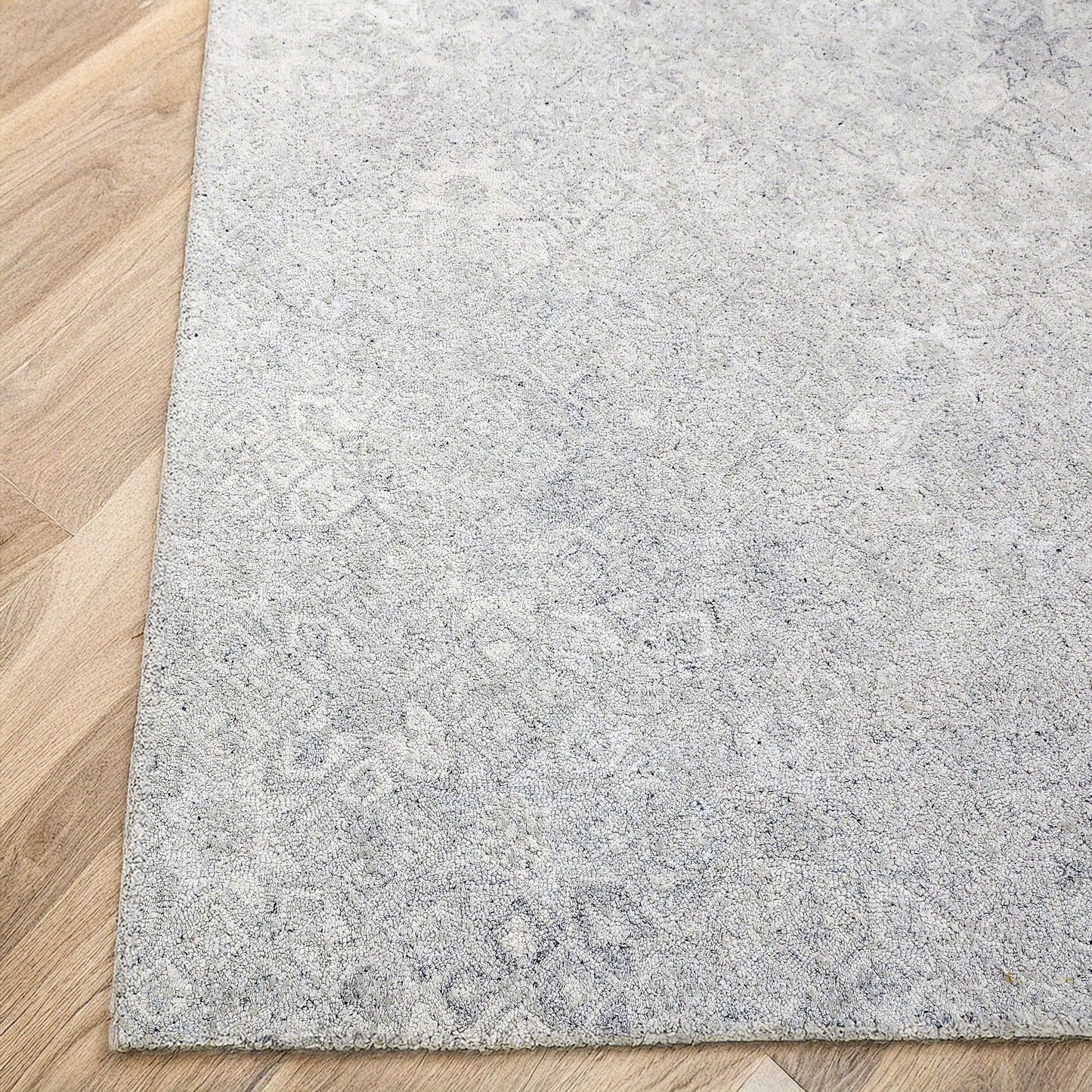 Forever 7667-900 Silver Area Rug