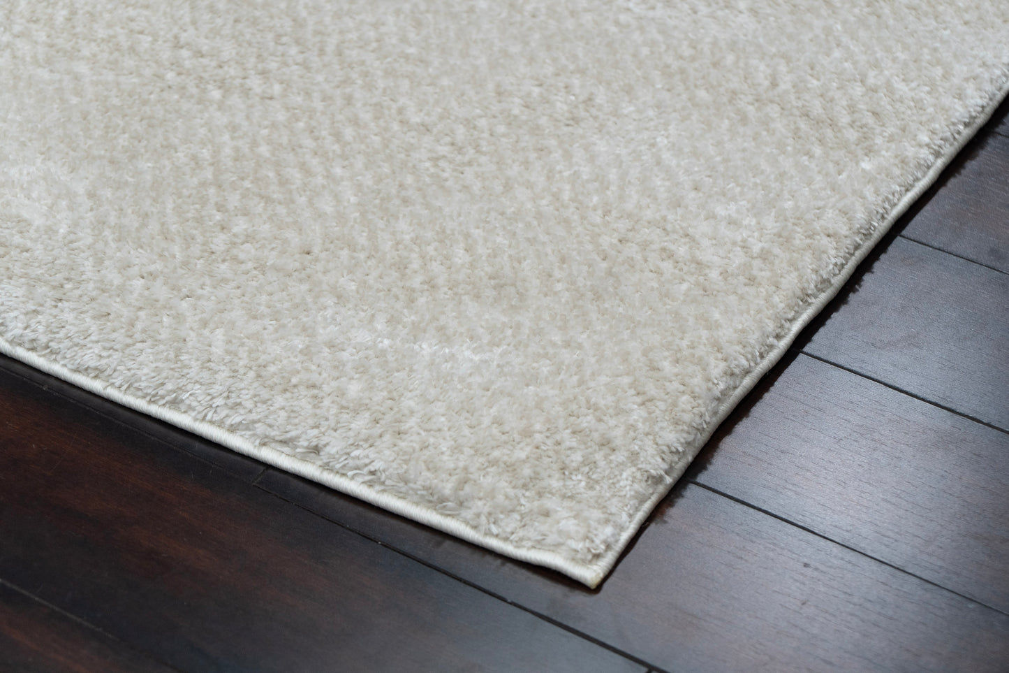 Helena 16040-800 Beige Area Rug