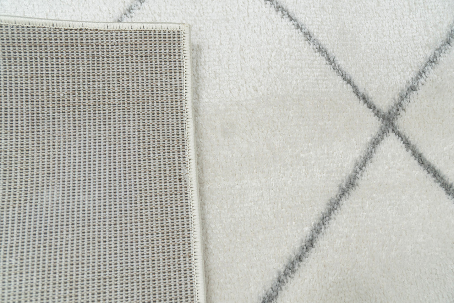 Helena 16041-190 Ivory/Grey Area Rug