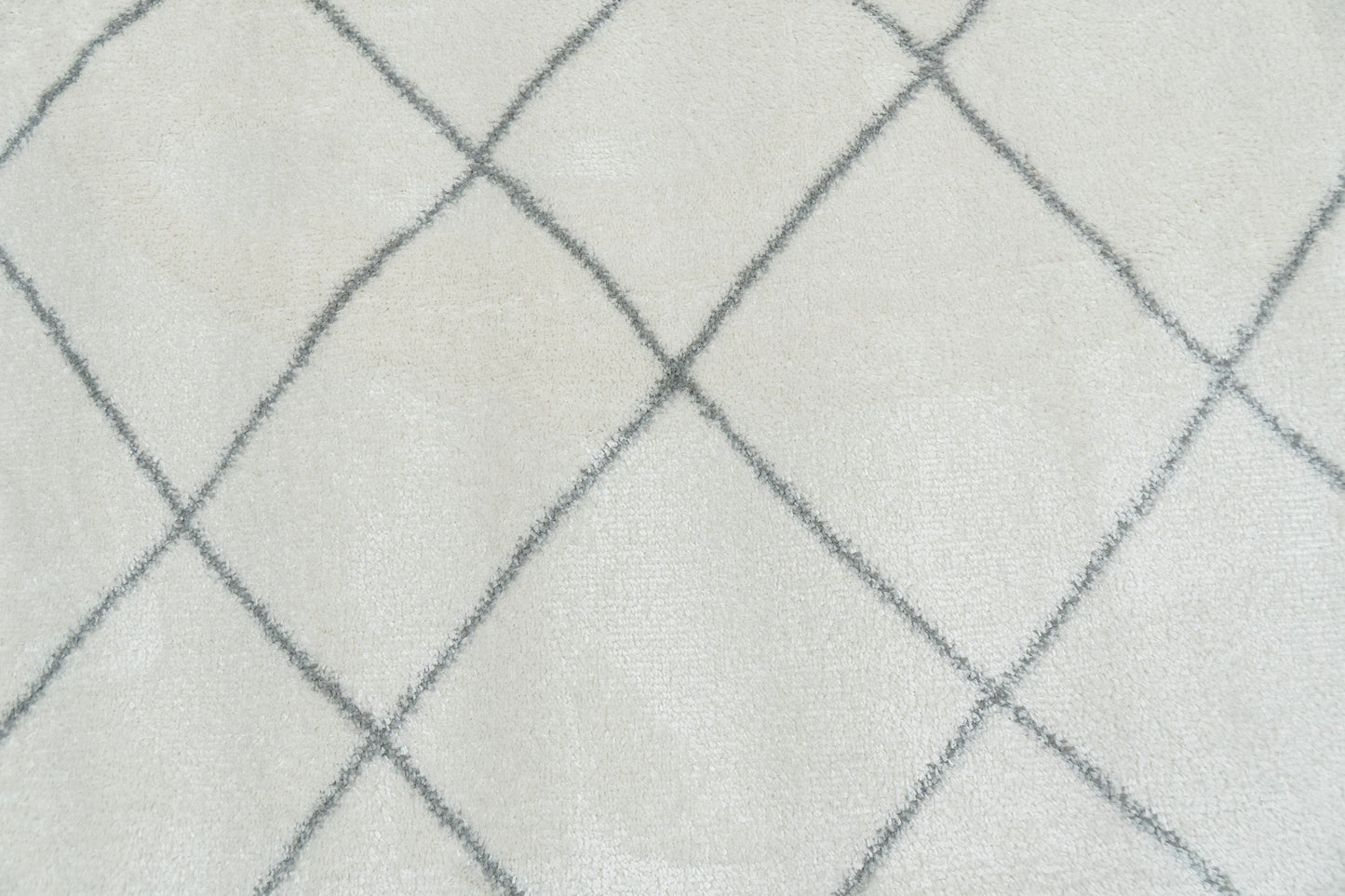 Helena 16041-190 Ivory/Grey Area Rug