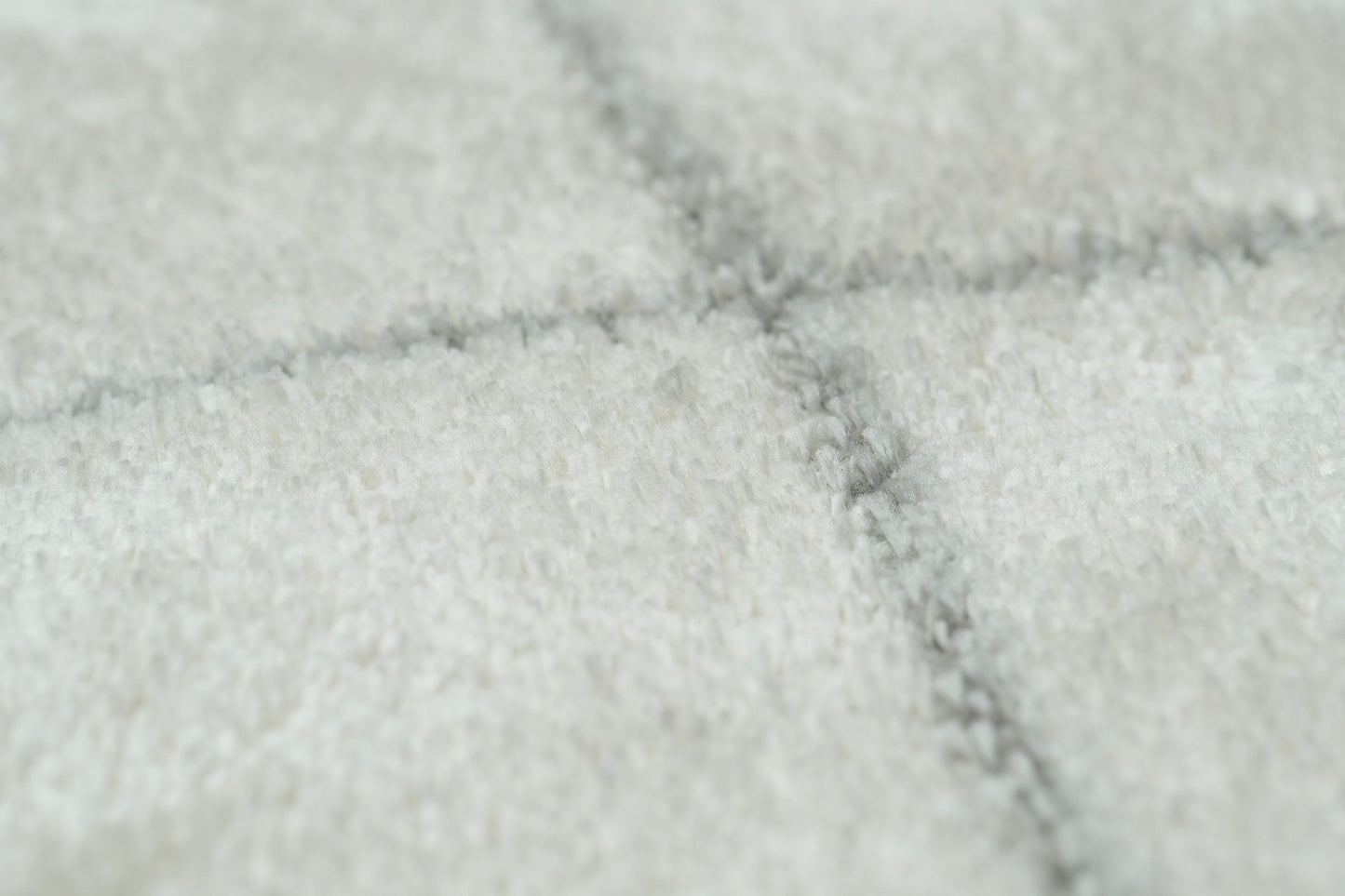 Helena 16041-190 Ivory/Grey Area Rug