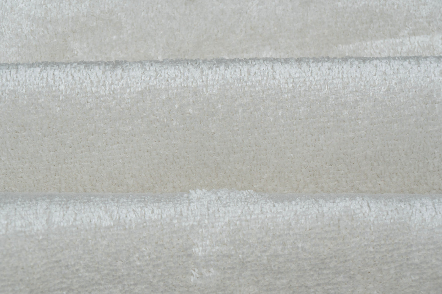 Helena 16042-100 Ivory Area Rug