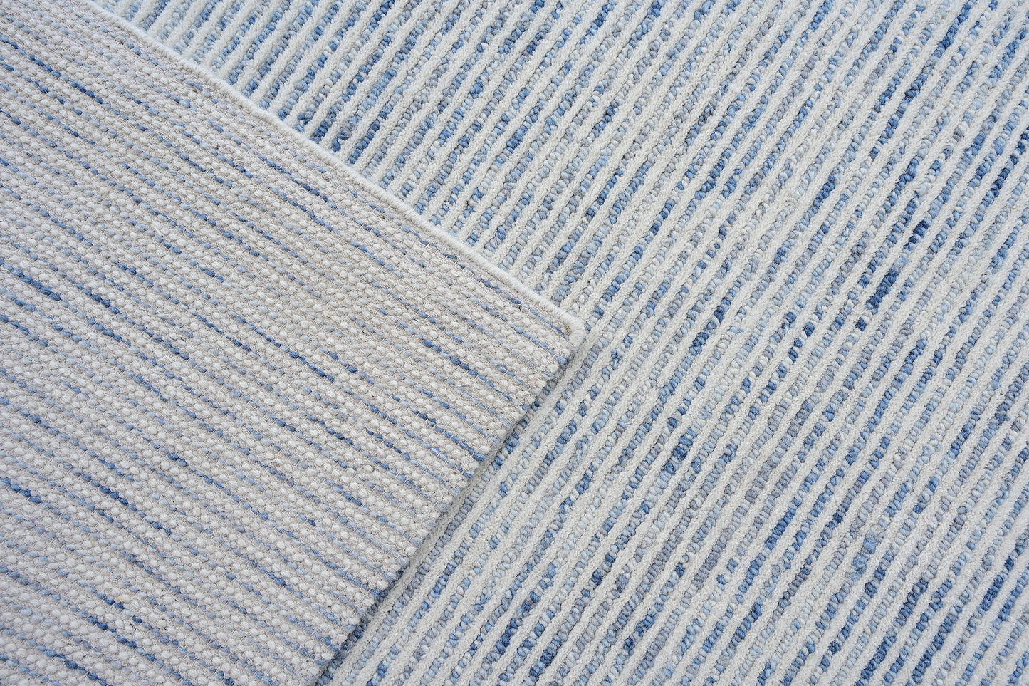 Jax 18990-150 Ivory/Denim Area Rug
