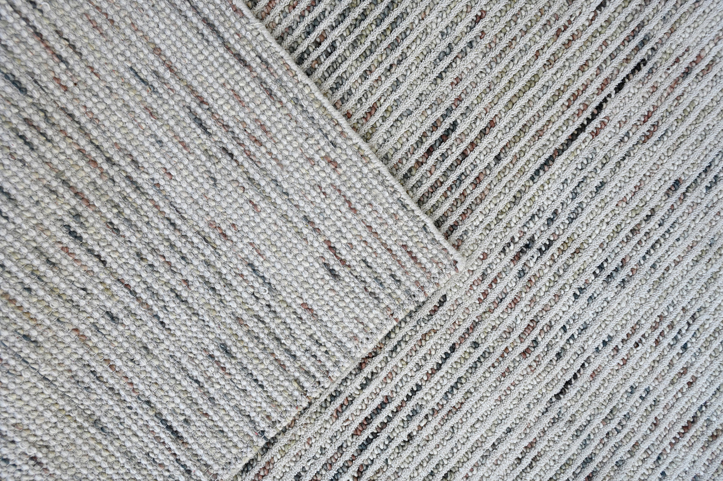 Jax 18990-189 Ivory/Beige/Grey Area Rug