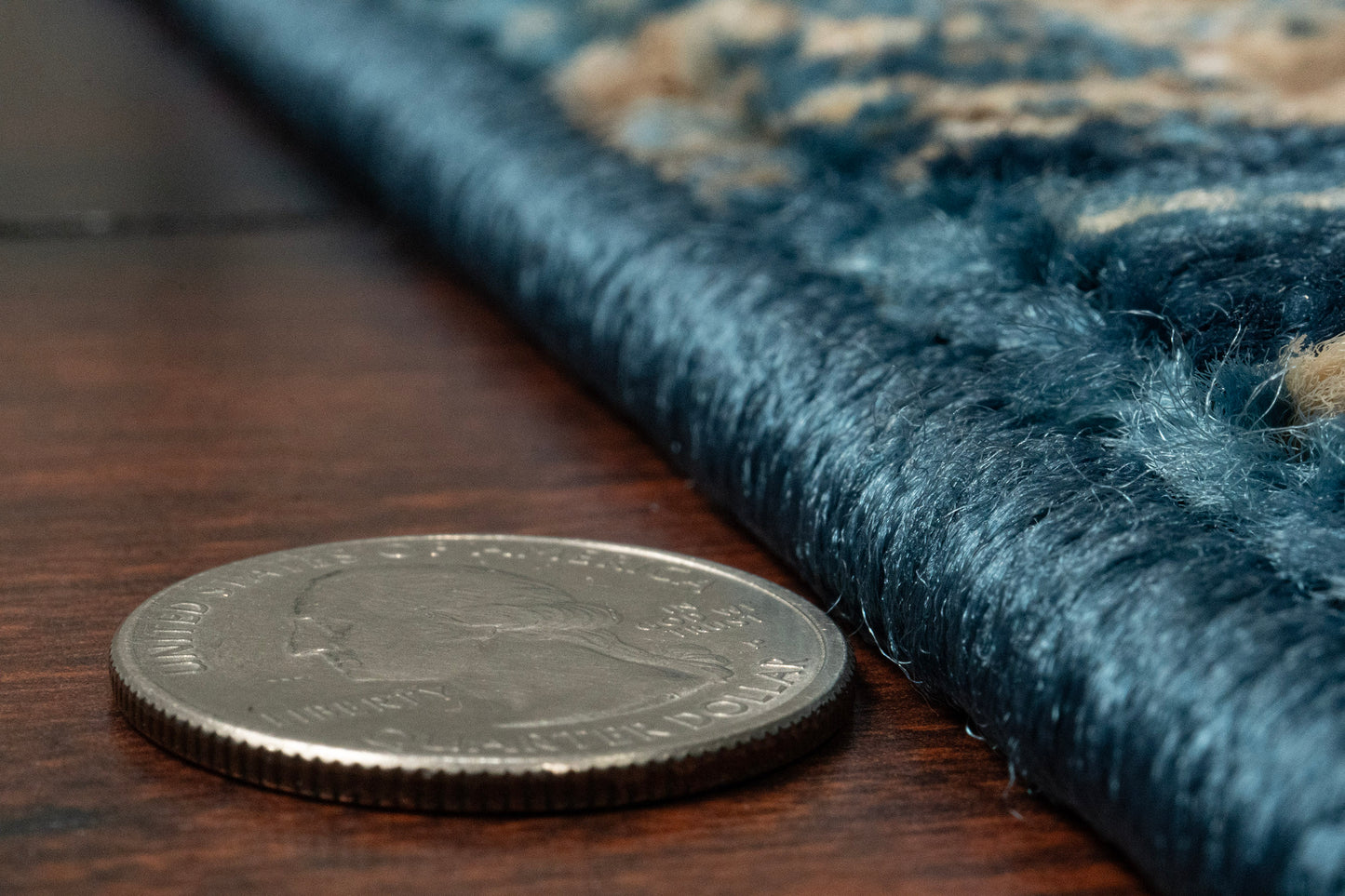 Adorn 530-6882 Navy/Red Area Rug