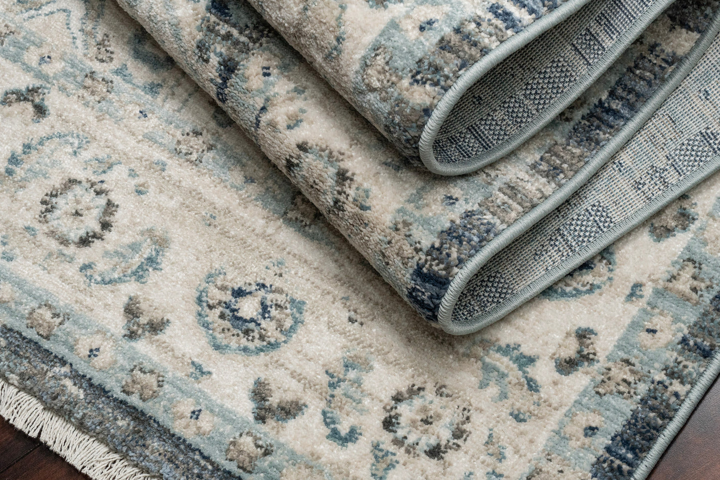 Adorn 590-6882 Blue/Cream Area Rug