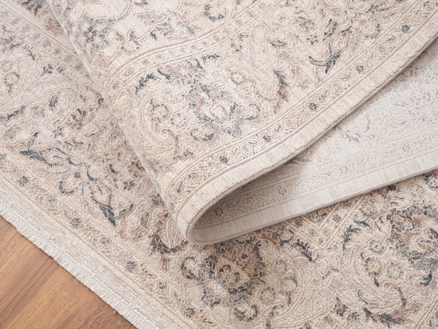 Lara 14626-189 Ivory/Beige/Grey Area Rug