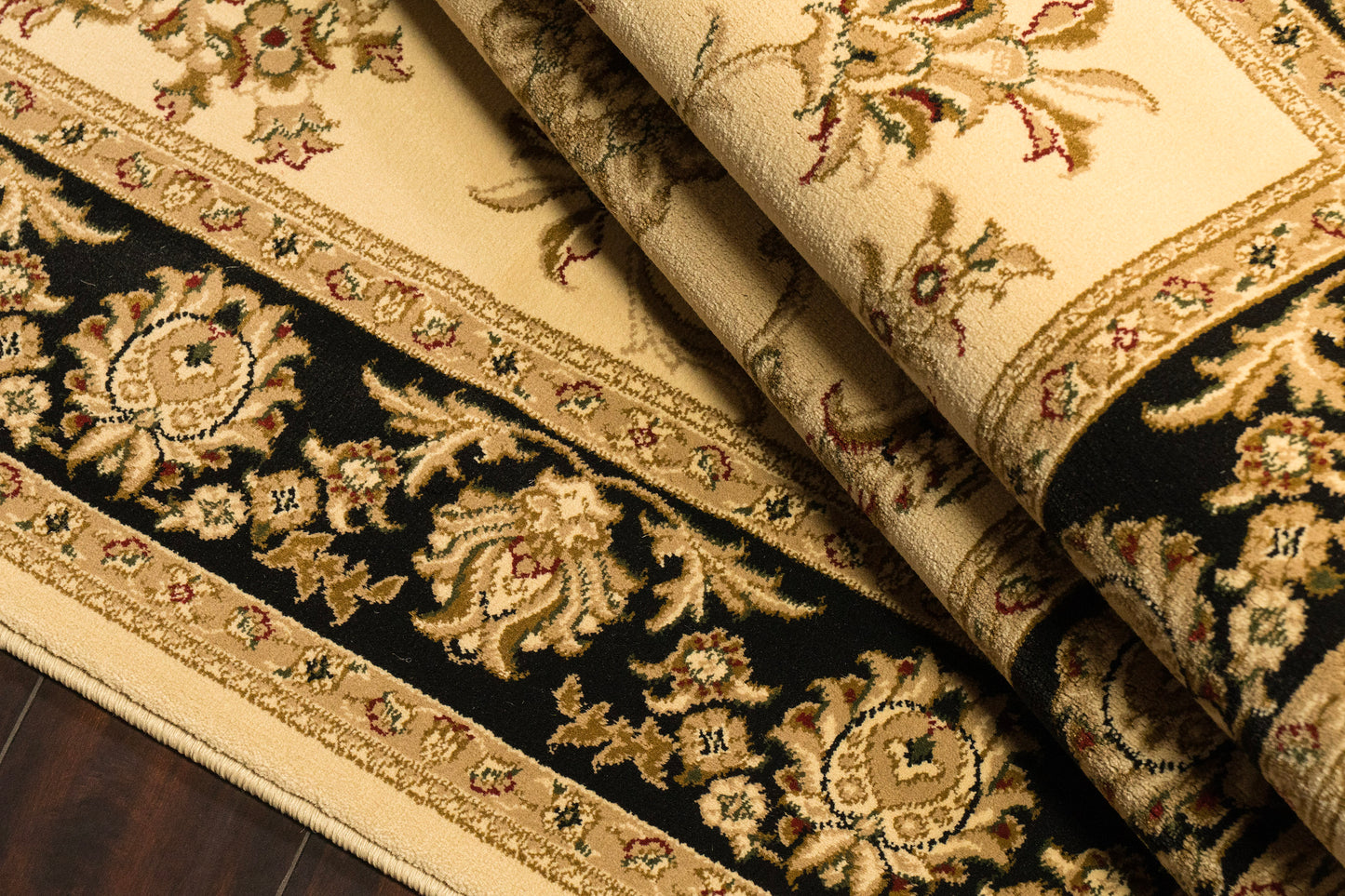 Legacy 58017-190 Ivory/Black Area Rug