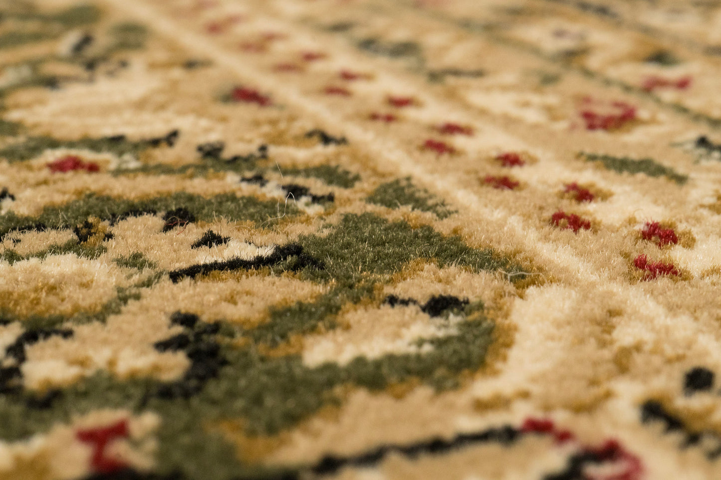 Legacy 58004-420 Green Area Rug