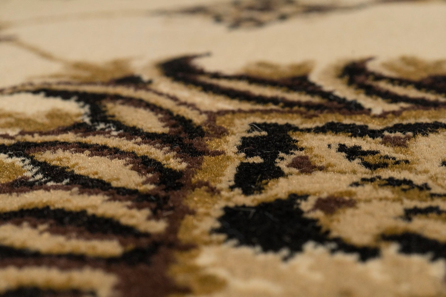 Legacy 58020-160 Cream/Brown Area Rug