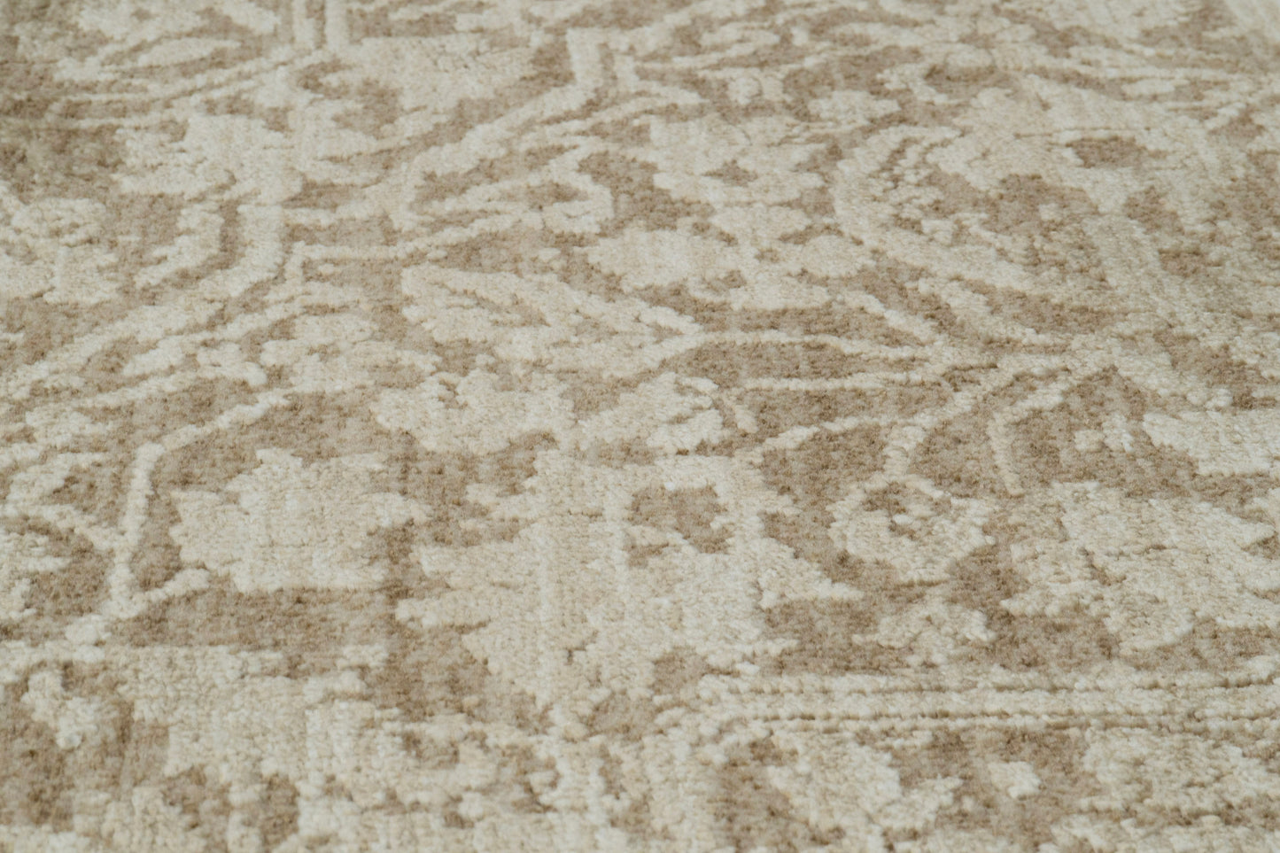 Meadow 17973-780 Gold/Beige Area Rug