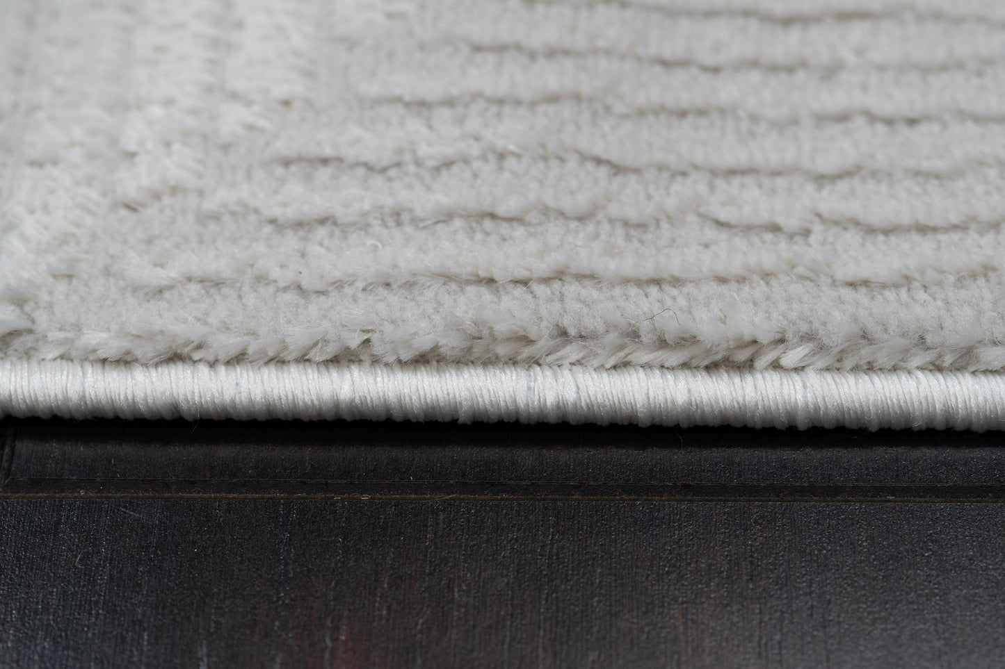 Merry 8834-800 Beige Area Rug