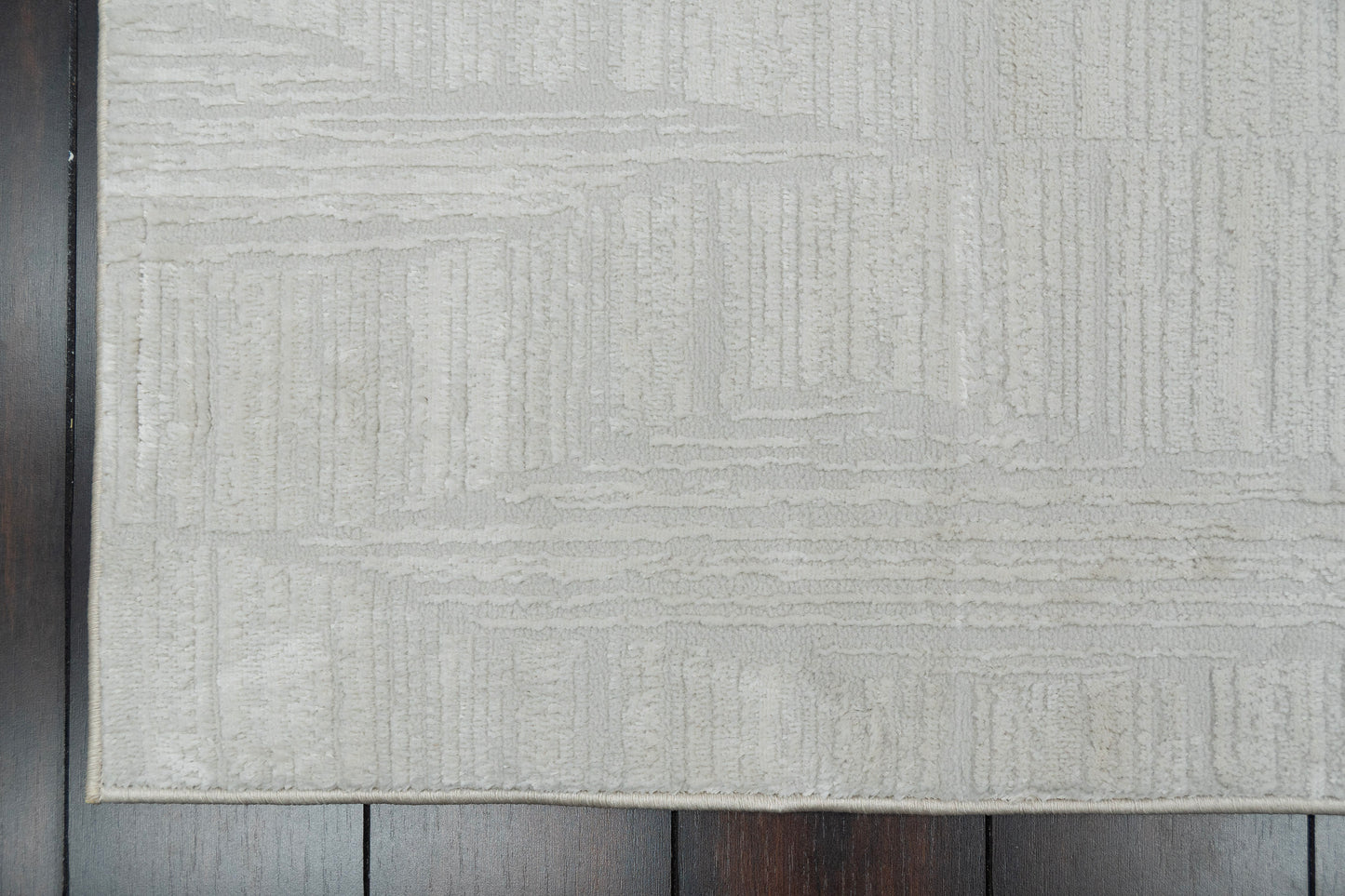 Merry 8835-800 Beige Area Rug