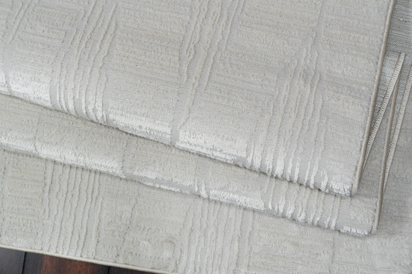 Merry 8835-800 Beige Area Rug