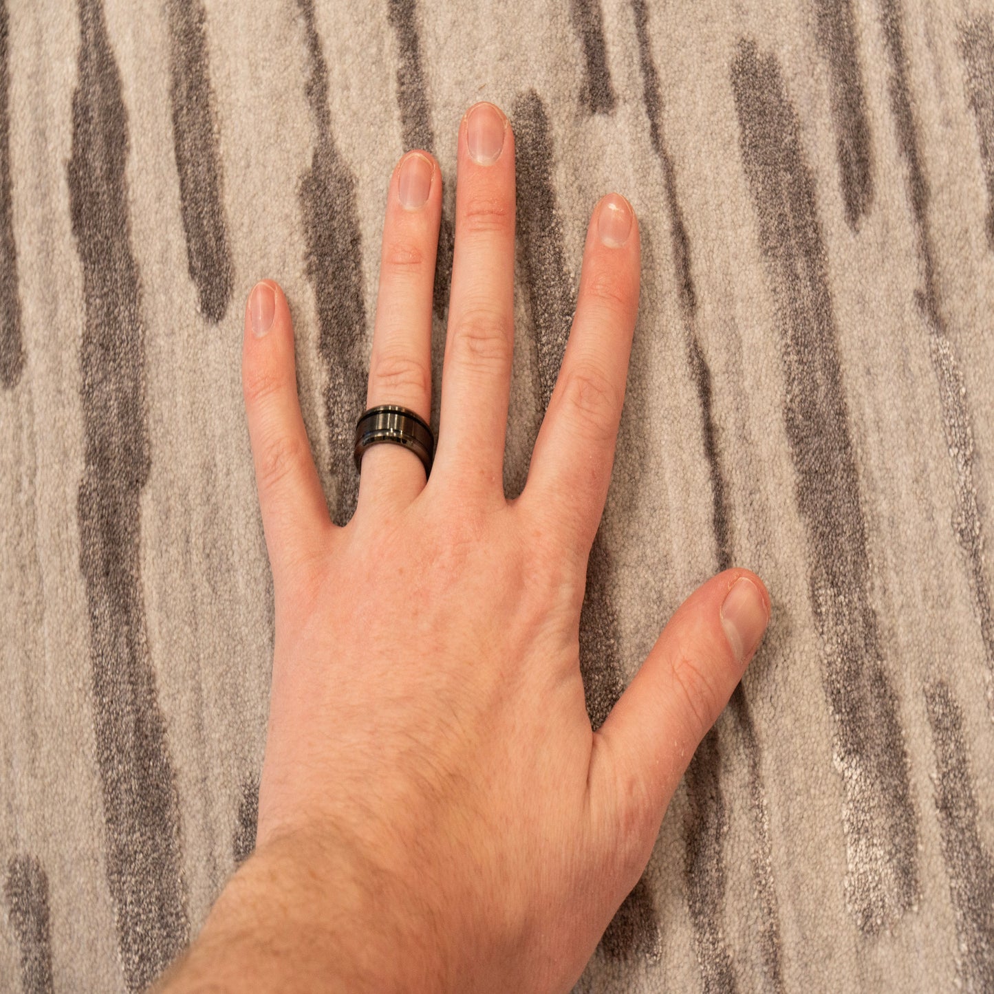 Mesa 9749-900 Silver Area Rug