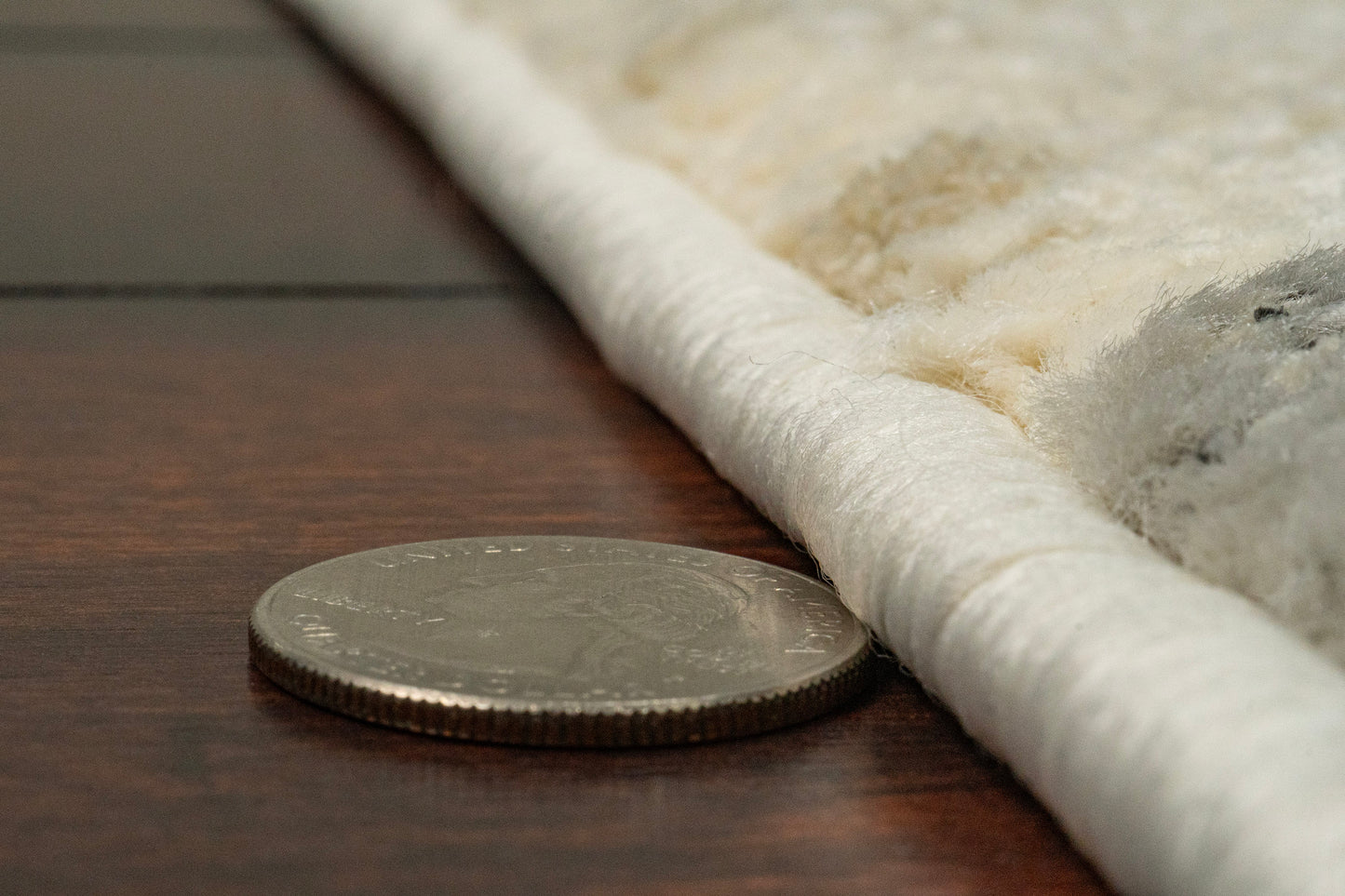 Monroe 9812-190 Ivory/Grey Area Rug