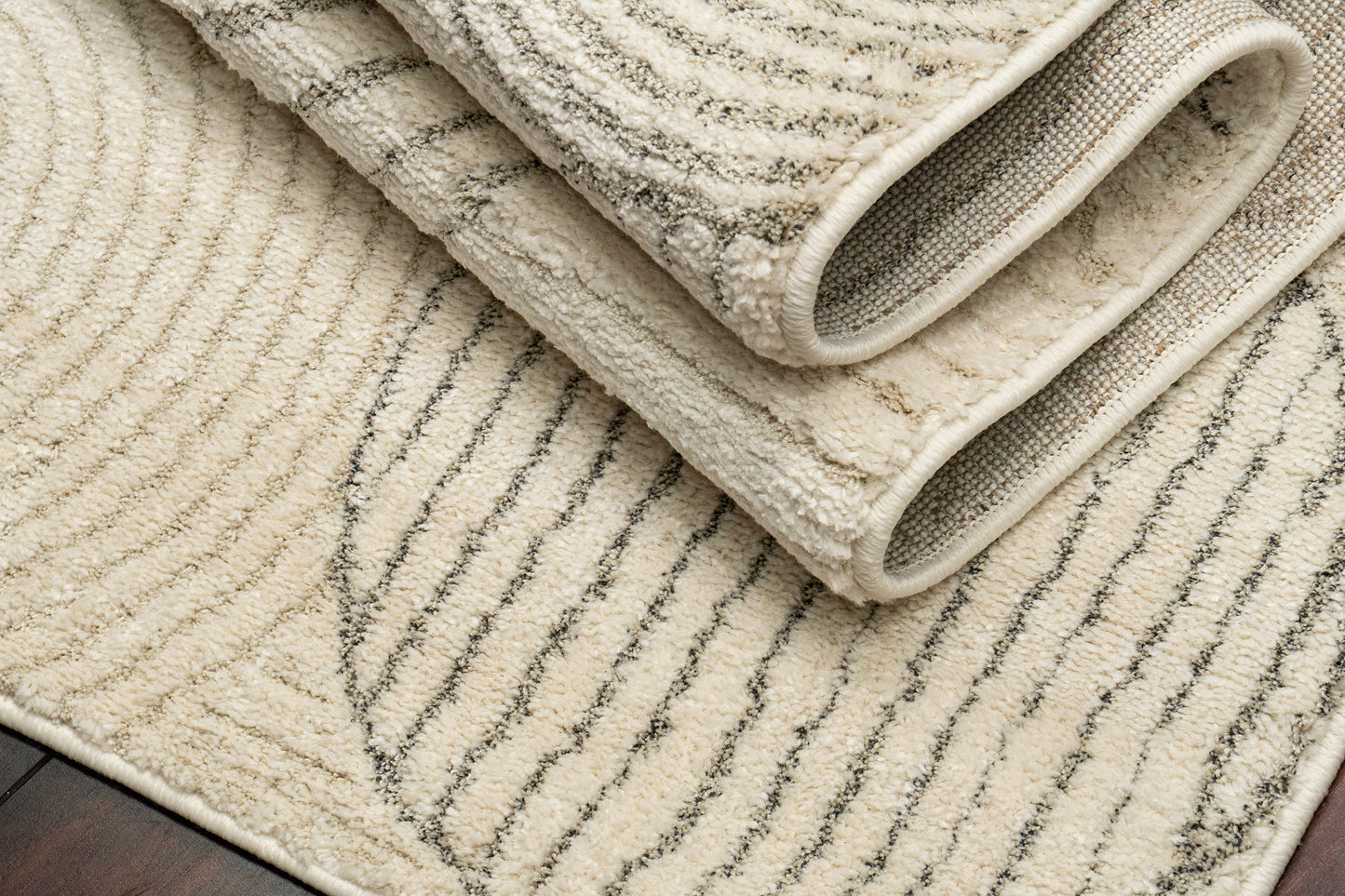 Monroe 9815-190 Ivory/Grey Area Rug