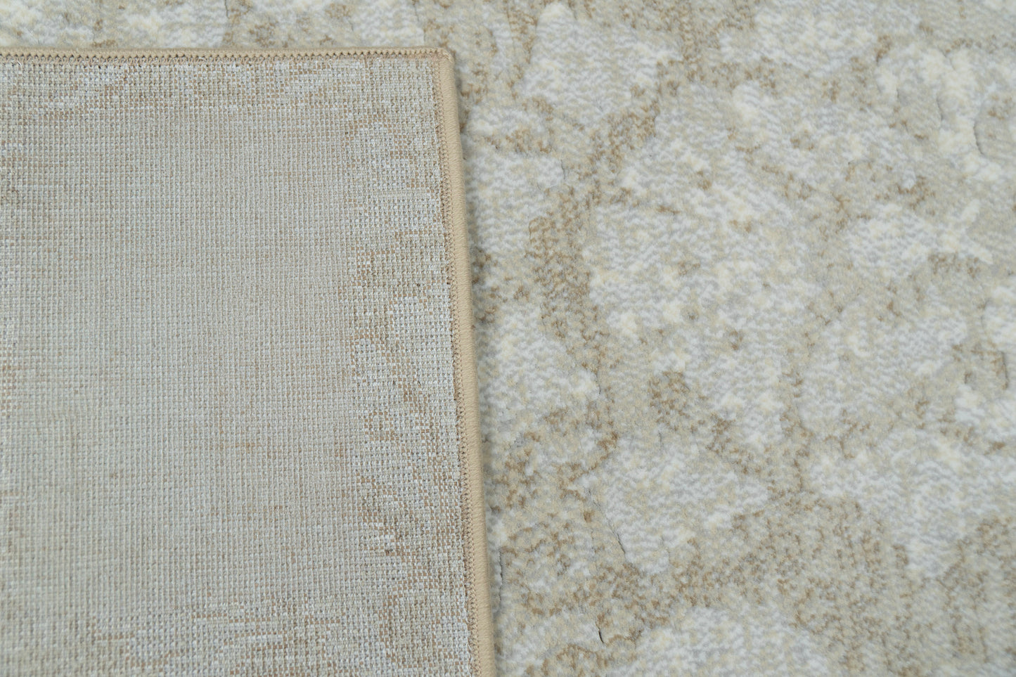 Mysterio 1217-101 Ivory Area Rug