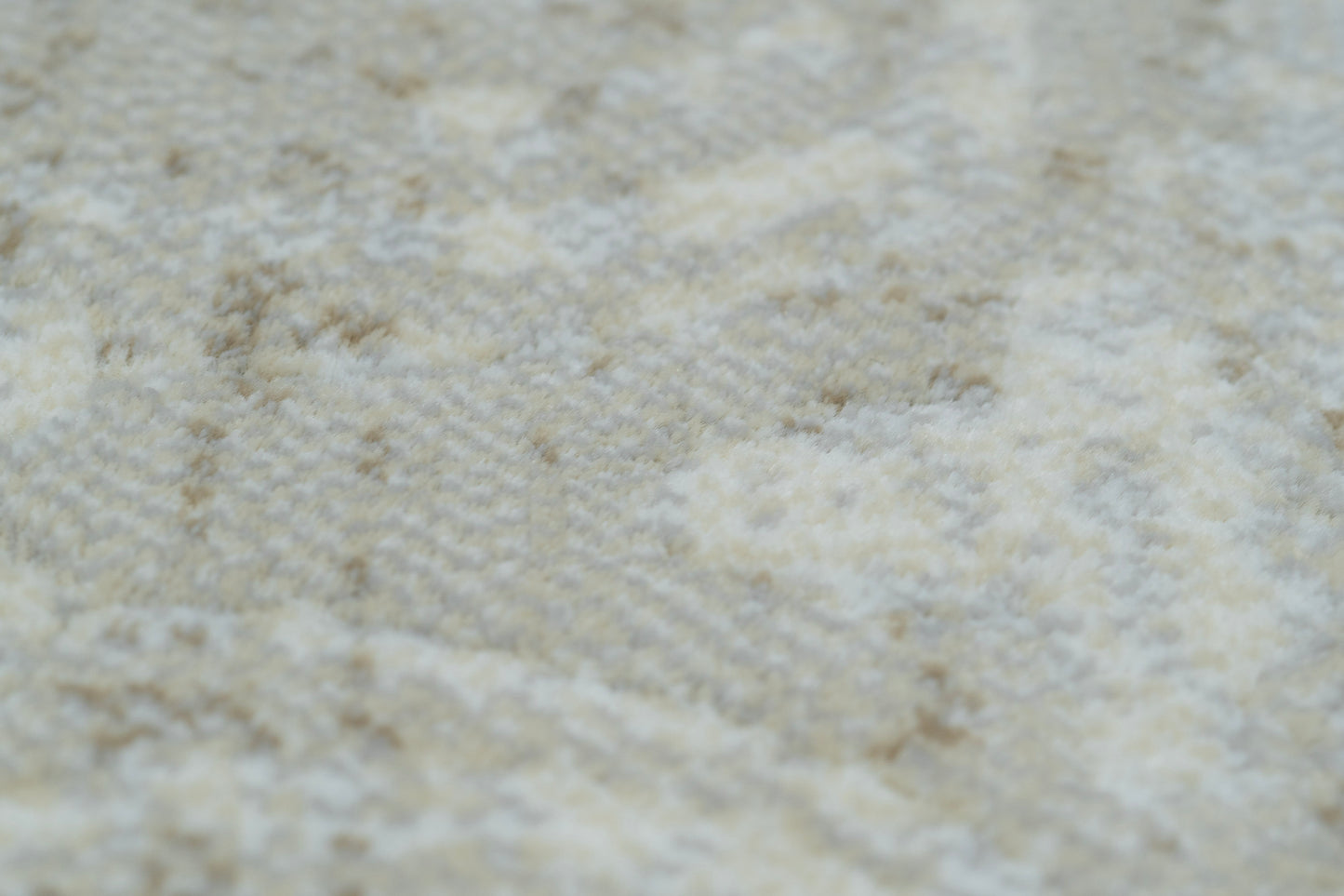 Mysterio 1217-101 Ivory Area Rug