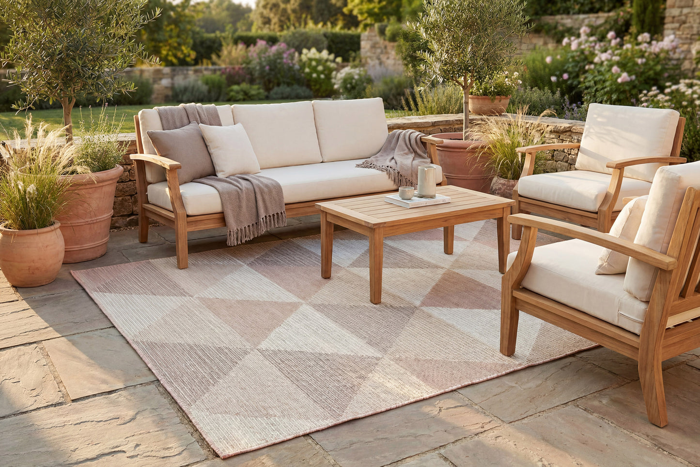 Newport 96004-8002 Blush Area Rug