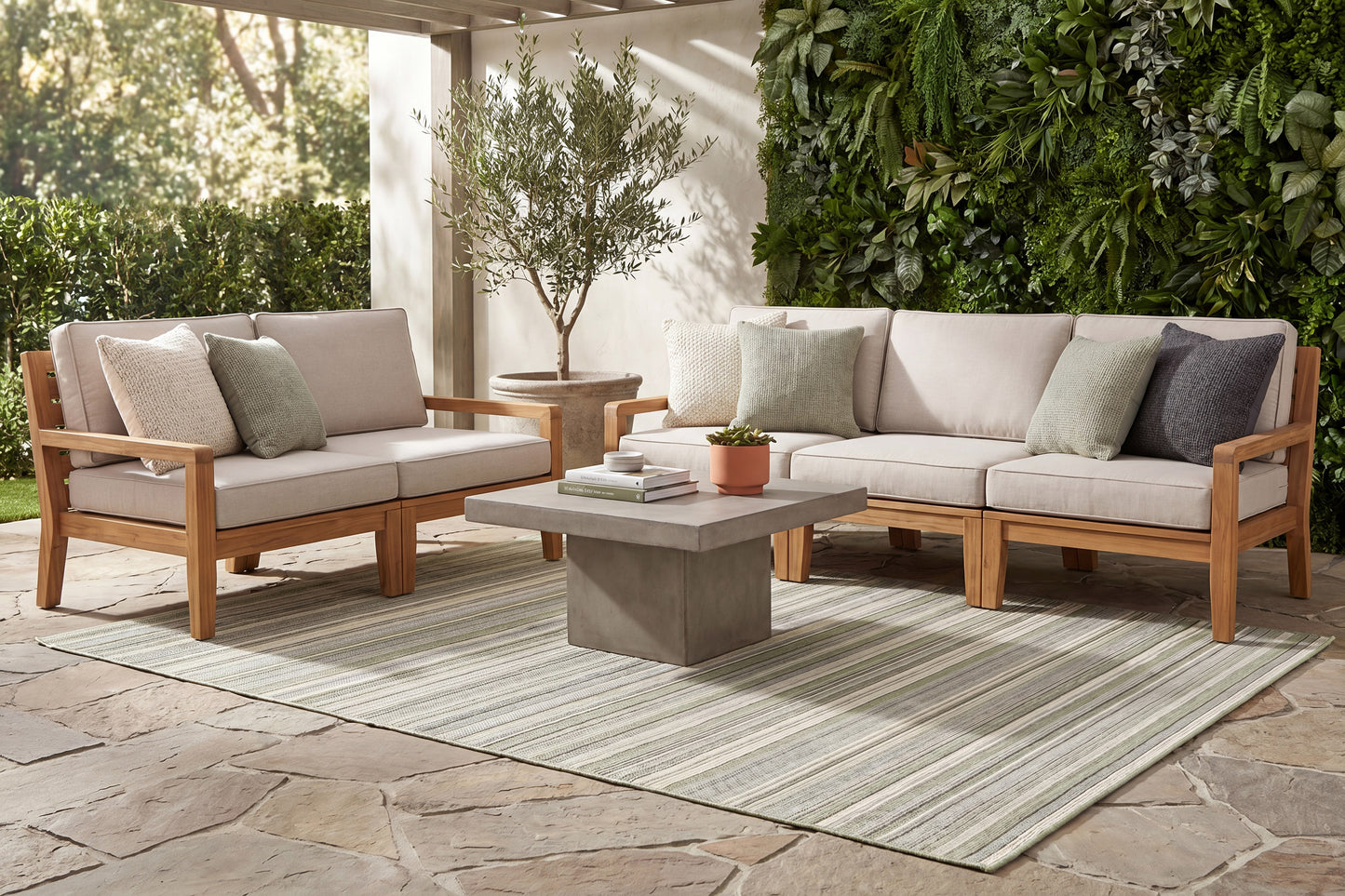 Newport 96005-4003 Green/Ivory Area Rug