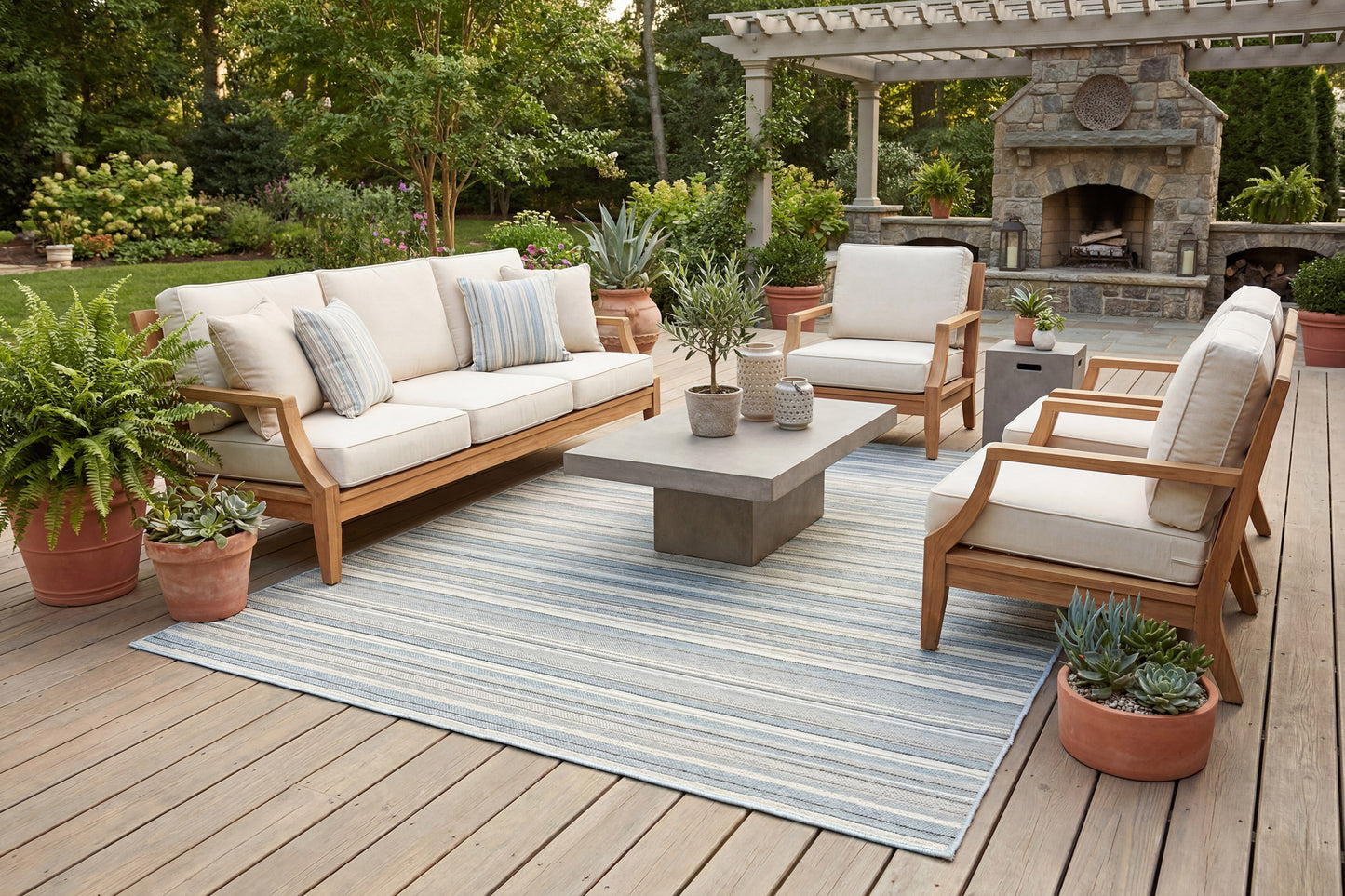 Newport 96005-5003 Ivory/Blue Area Rug